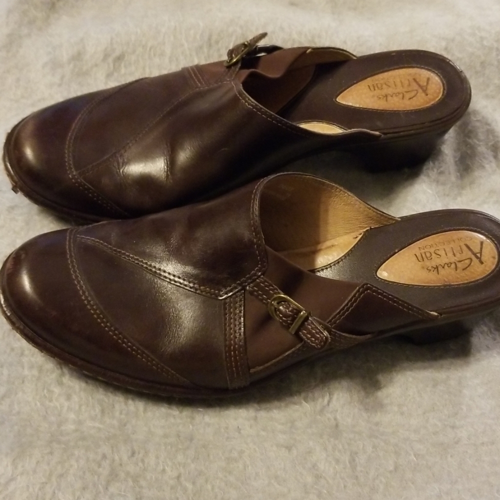 Clarks Artisan Leather Mules sz 9